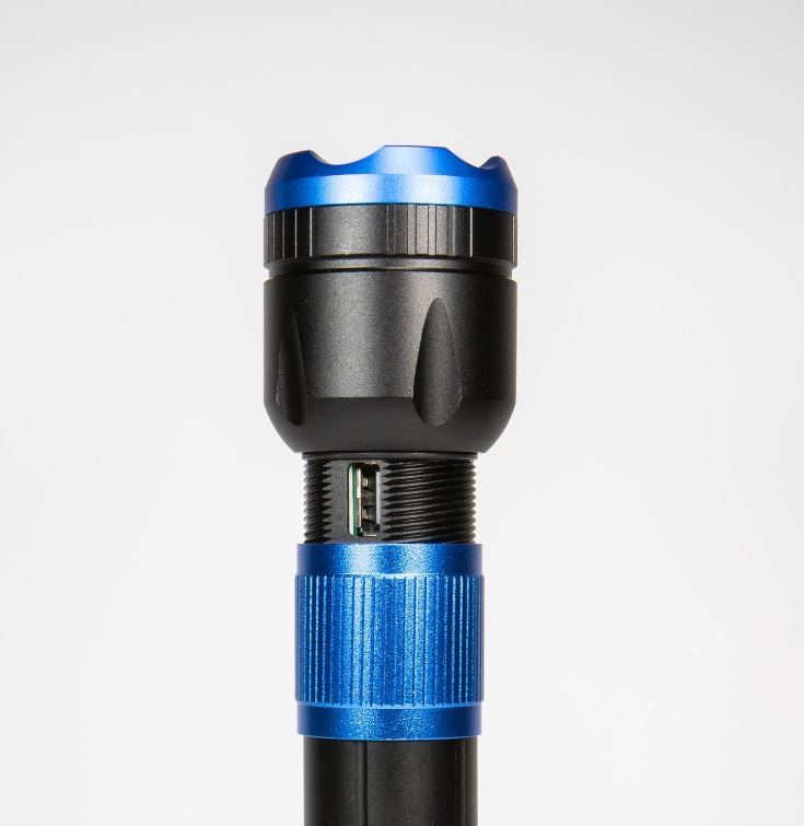 Lampe de Poche Ultra HD Rechargeable USB 3400 Lumen avec Batterie d’alimentation - Bleu