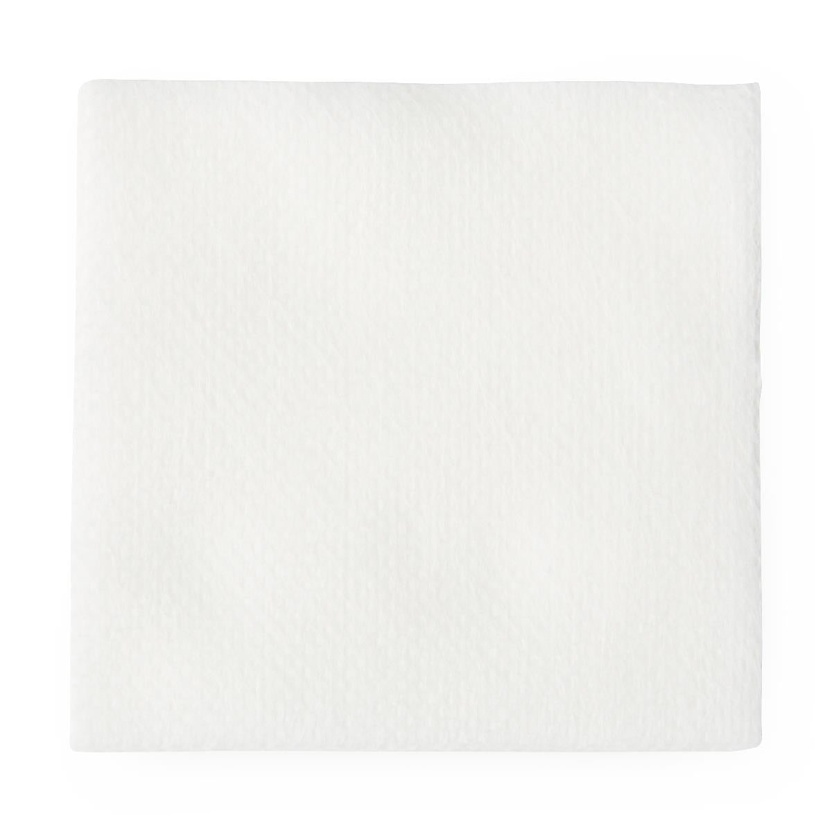 Compresse non tissée stérile Medline, 4 épaisseurs, 3 po x 3 po (7,5 cm x 7,5 cm), 40/Bte