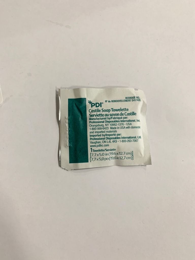 Trousse de premiers soins de base pour la garde d'enfants